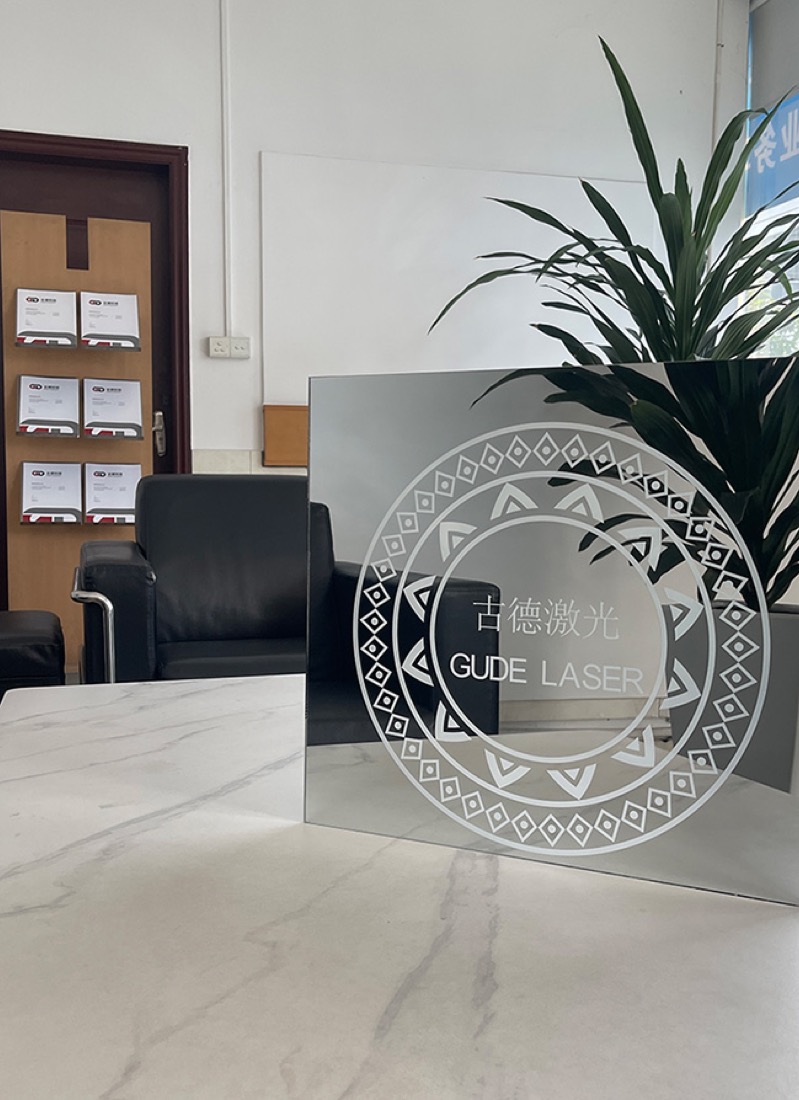Peça produzida em uma máquina Glass Lasers